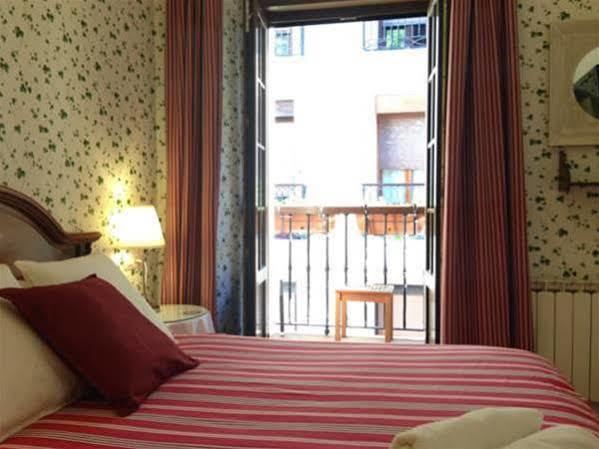 Pension Amaiur San Sebastián Zewnętrze zdjęcie